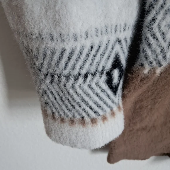 Autumn Skye Multi Color Hoodie Sweater Cardigan Size XL - Picture 4 of 10